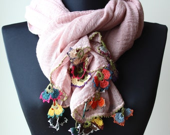 Dreamy Dusty Rose: Large Handmade Cotton Scarf with Multicolored Crochet Flowers - Floral Elegance, Unique Statement Piece