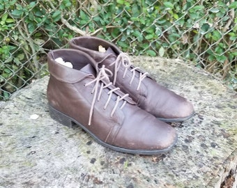 st john's bay hiking boots