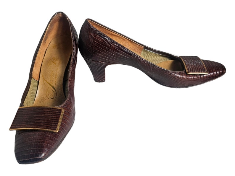 Vintage 1960s Mod Pilgrim Heels // Brown Alligator Lizard Slip On Buckle Pumps Sak Fifth Size 6 image 2