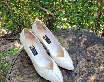 Women Vintage Leather EEL SKIN Pumps by 