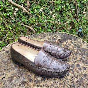 Vintage Men Dark Brown Italian Made  Woven Loafers Size 7.5M/Leather Slip On Loafer For Men