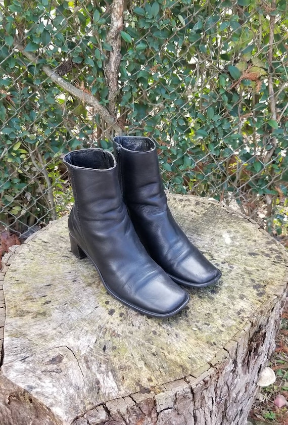 COACH Evonne Black Leather Boots Square Toe 8 B/Ch
