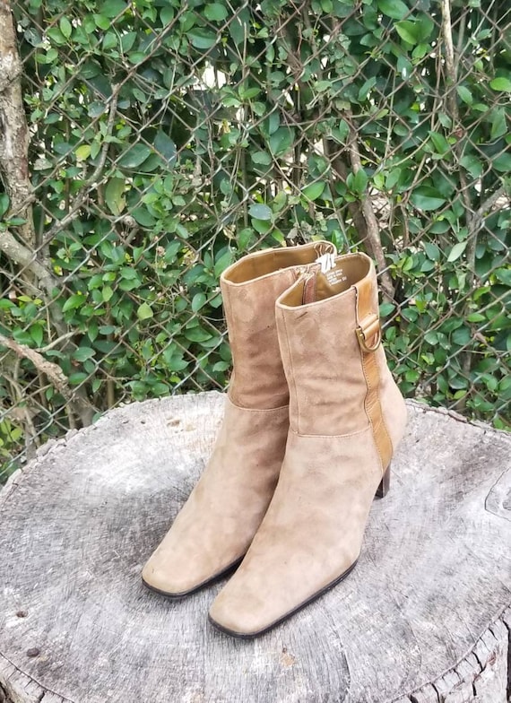 Sz 8 Vintage Ankle Boots/Genuine Suede Leather Zip