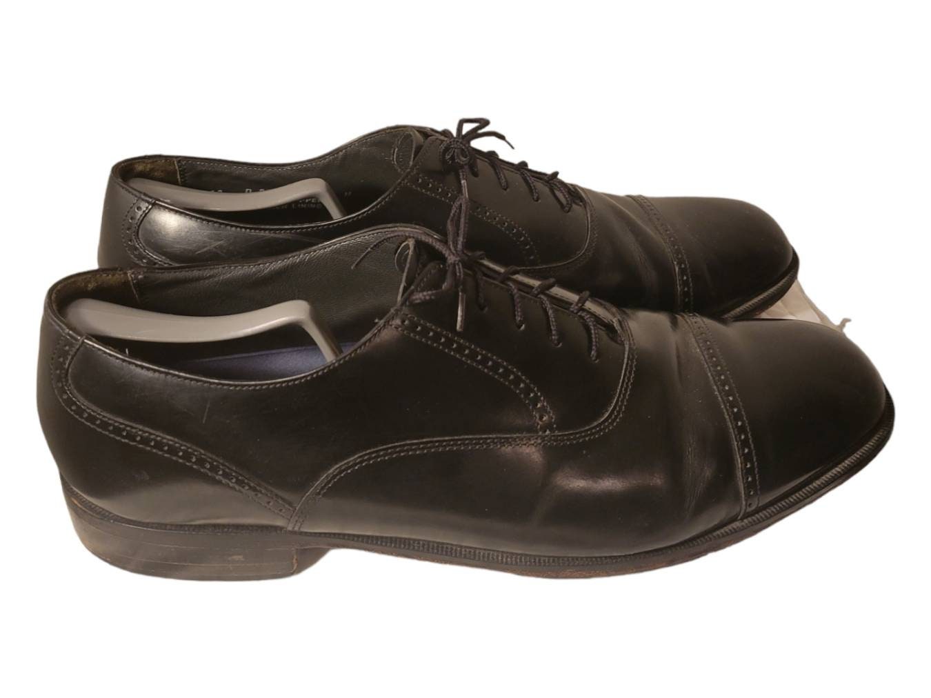 Vintage Bostonian Cap Toe Oxford Shoes: Black Leather Dress 