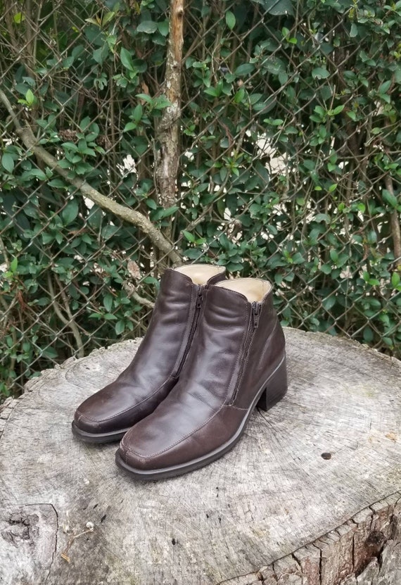 Sz 8 Vintage Ankle Booties By Nine West/Genuine Le