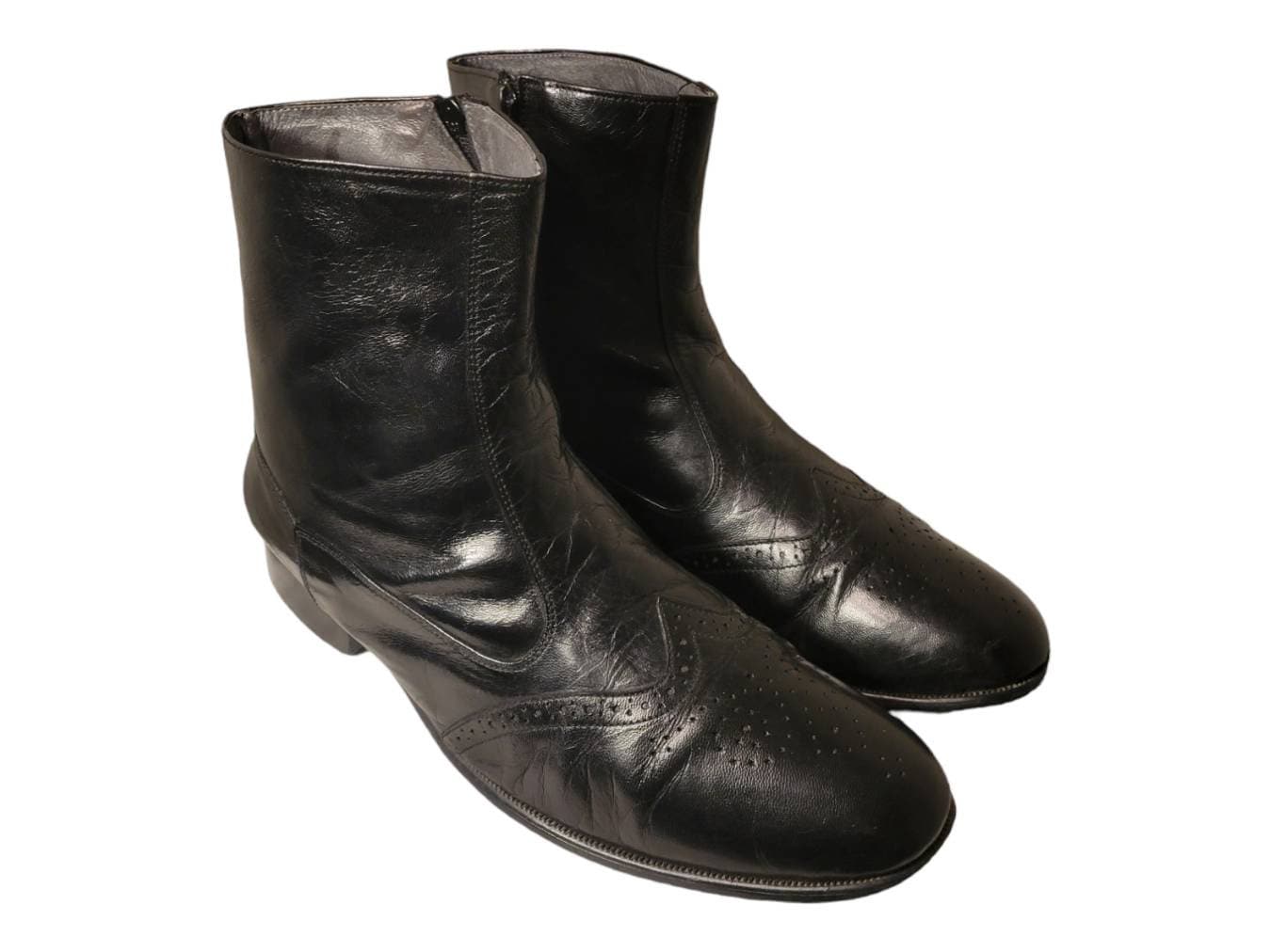 Vintage Botany 500 Patent Leather Wingtip Boots NWOB, Botany 500, Mens White Leather Wingtip Zip Ankle Boots  main image 2