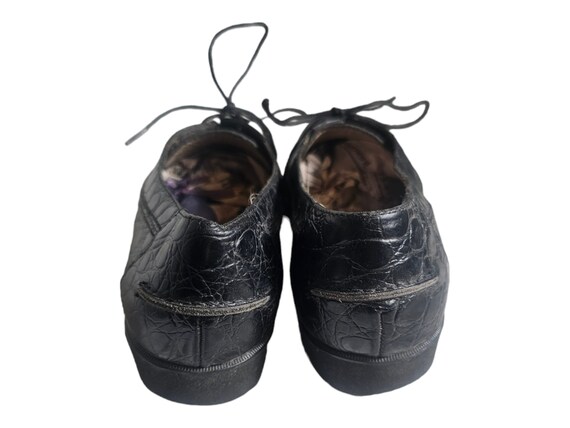 Salvatore FERRAGAMO Black Croc Embossed Oxfords Womens Shoes  display picture 1