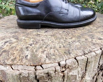 Vintage Men Black Leather Lace Up Shoes By Johnston And Murphy Size 8.5M/Men Des Vintage Johnston & Murphy Black Leather Lace up Dress Shoes  main image 4