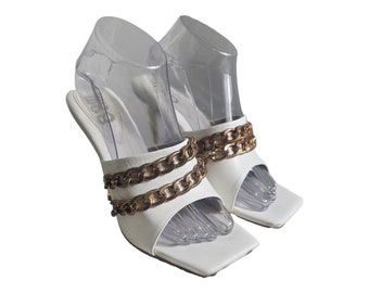 Vintage White High Heel Sandals Size 6 With Gold Accent Chain Detail