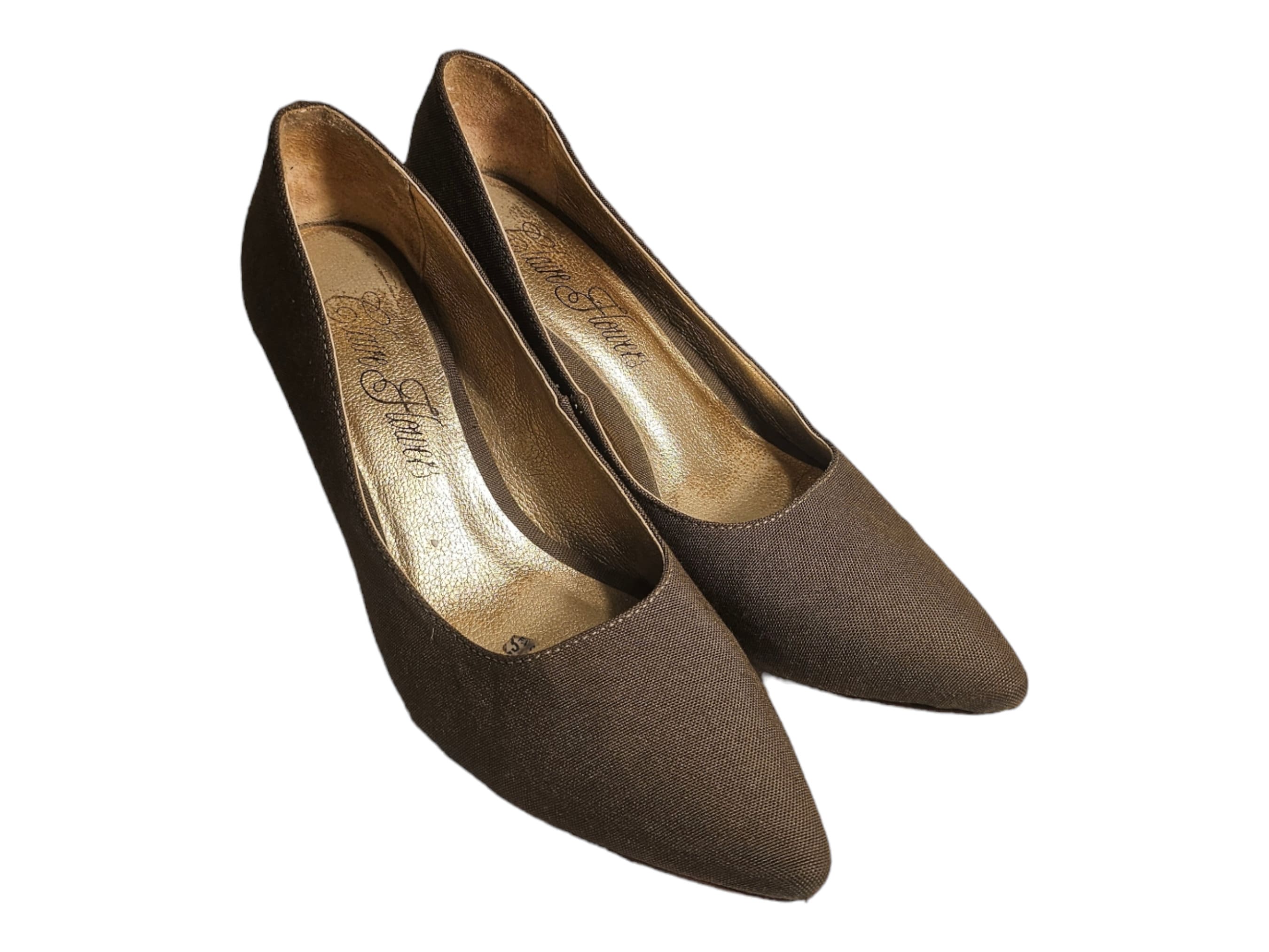 Vintage Claire By Claire Flowers in Brown Fabric Pumps Size 6