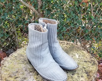 Vaneli Boots - Etsy