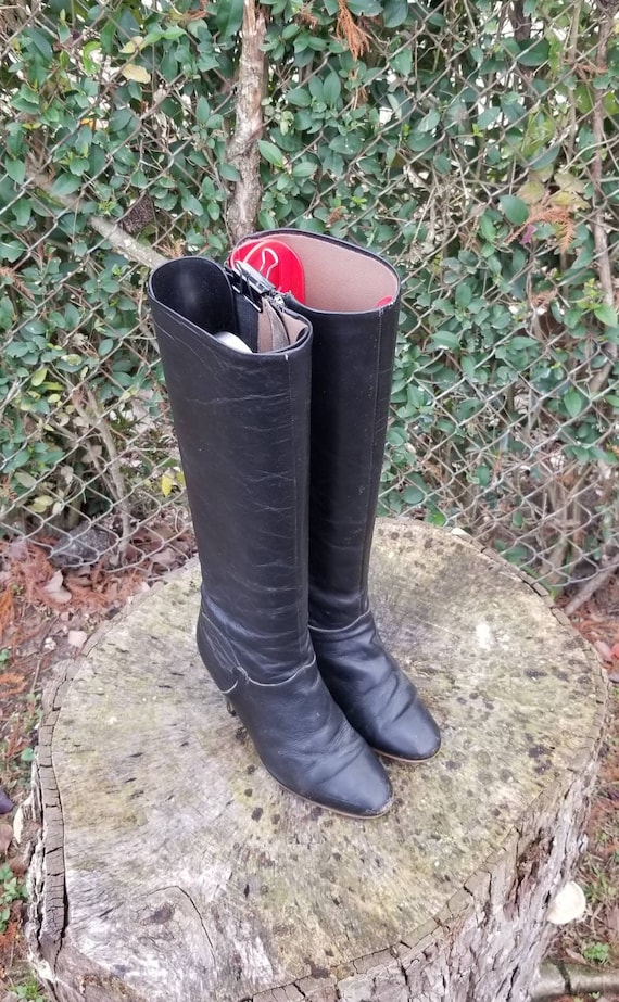 Zip up shop yard boots