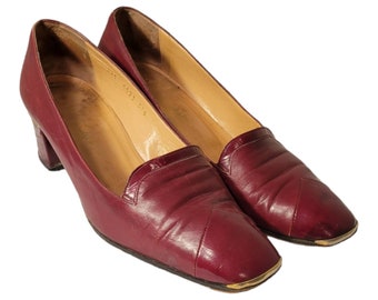 Size 7 Vintage Slip On Shoes By Etienne Aigner/Italian Made Leather Pumps/80s Vintage Shoes