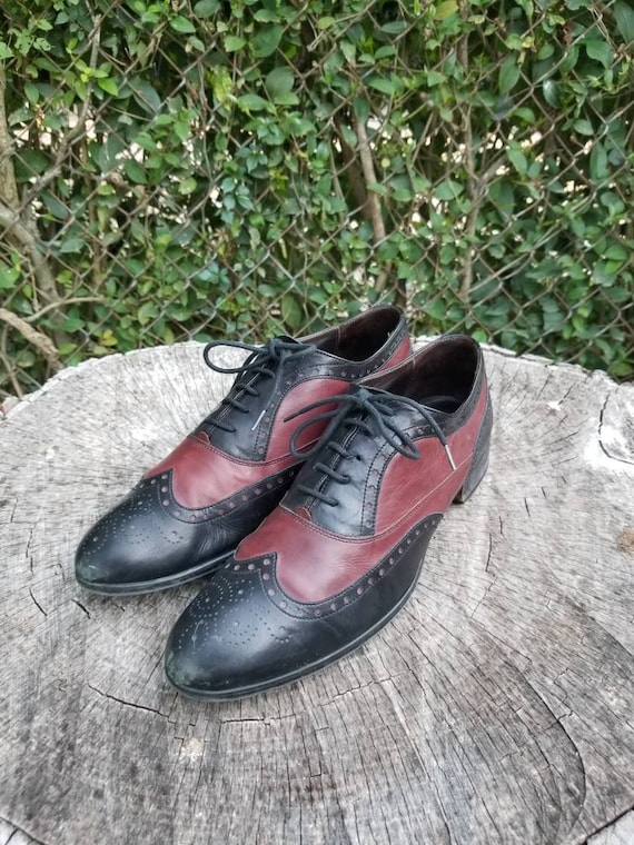 Sz 9.5 Vintage Two Tone Oxford Shoes/Genuine Leath