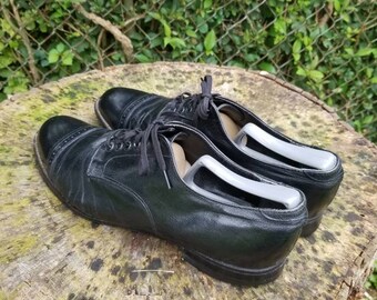 Vintage STACY ADAMS Black Leather Cap Toe Dress Shoes (sz 9 