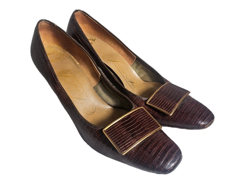 Vintage 1960s Mod Pilgrim Heels // Brown Alligator Lizard Slip On Buckle Pumps Sak Fifth Size 6 image 1