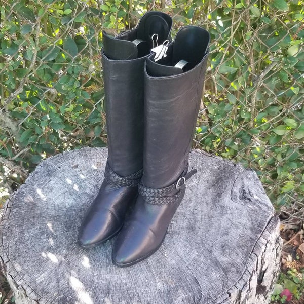 Sz. 7 Vintage Mid-Calf Boots/ Black Leather Short Riding Boots/1980s Flat Pull On Boots.