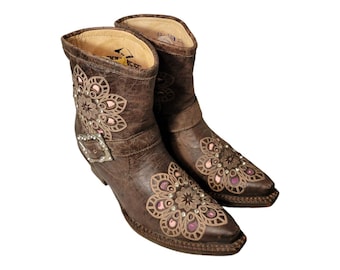 Vintage Western Style Booties By Innovacion/Short Boho Country Rocker Chic Ankle Boots