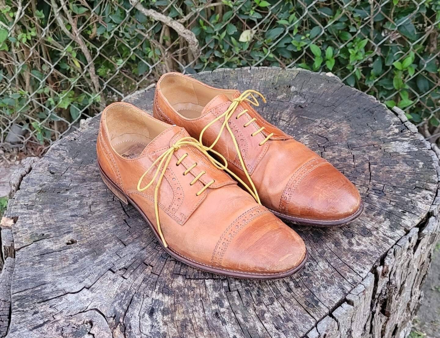 Vintage Johnston and Murphy Handcrafted Oxford Shoes/ Genuine