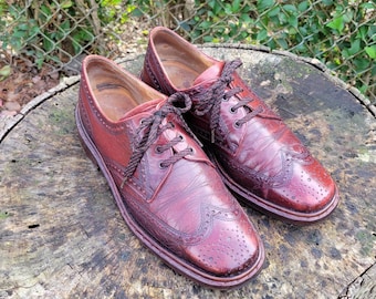 Vintage Burgundy Leather Wingtip Derby Shoes - Men's Size 10M