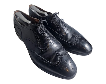 Vintage CHURCH'S maat 10,5 zwartleren vleugeltip brogue met veters/zeldzame Engelse geklede schoenen