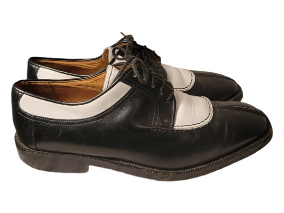 Vintage Two Tone Black White Lace Up Oxford Shoes… - image 2