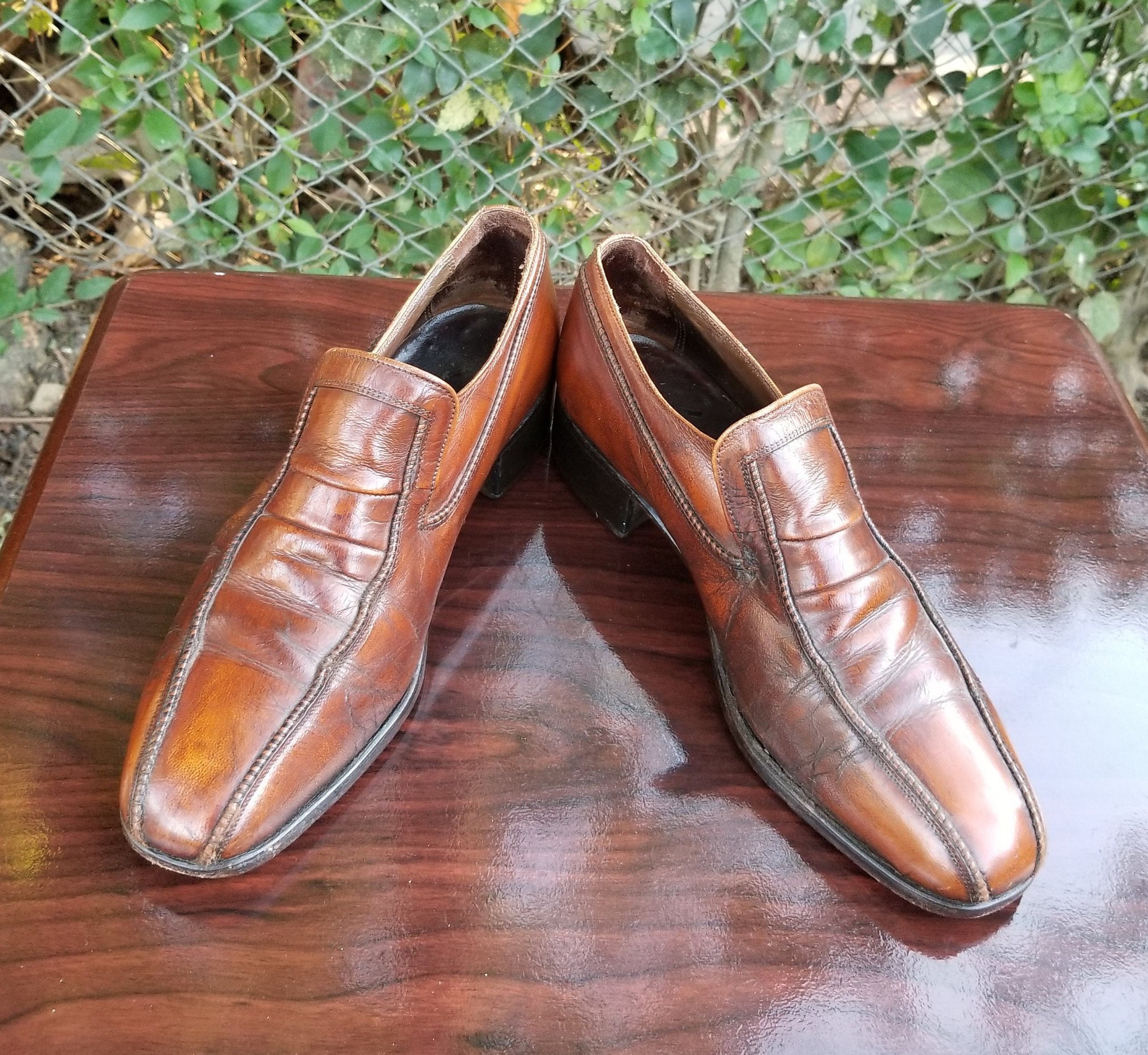 classic florsheim shoes