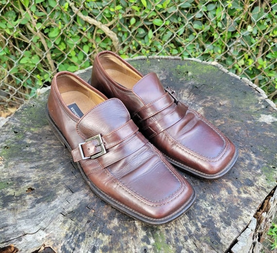Size 8.5 Kenneth Cole Square Toe 