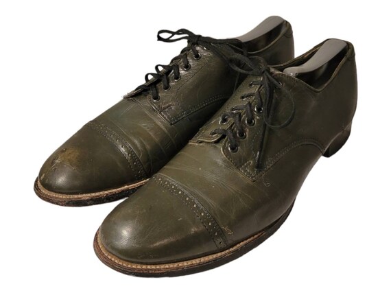 Size 9 vintage 1970s grey shoes - mens genuine dr… - image 2