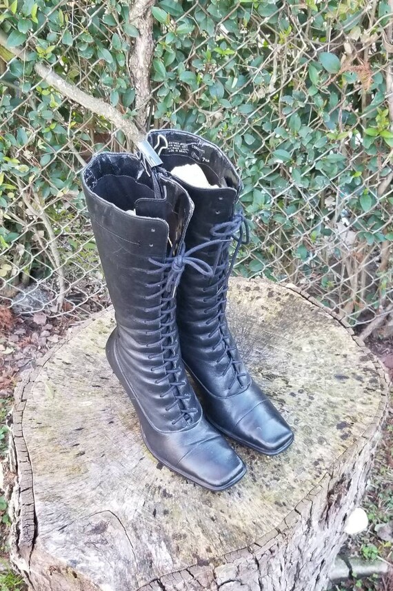 Nine West Black Lace Up Boots Size 7.5M Nine West