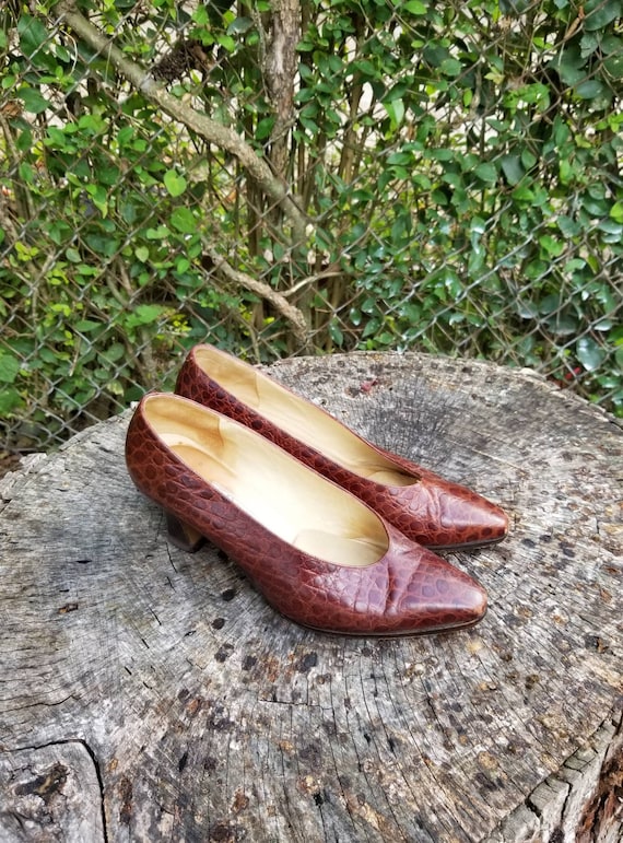 Vintage Alamlfi Rangoni Vintage Leather Crocodile Pumps 