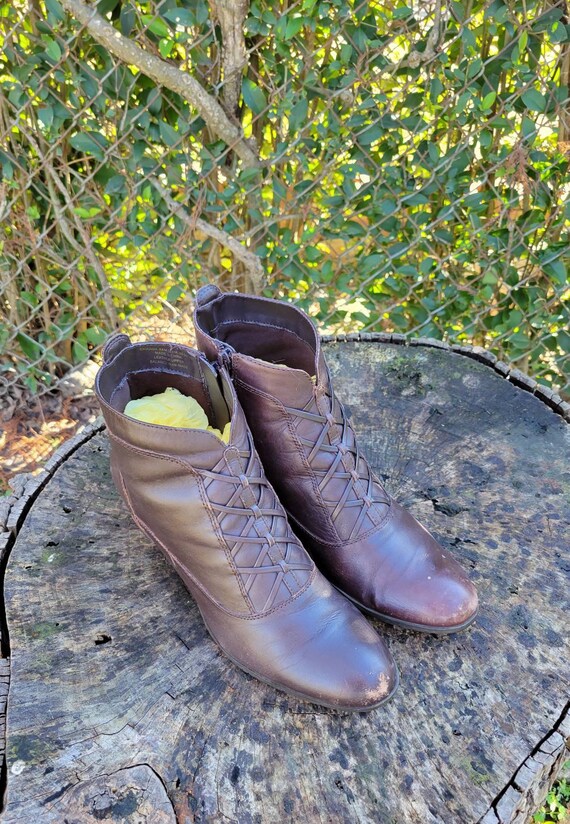 Classic Elements Brianna Brown Leather 
