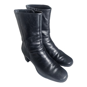 Vintage Easy Spirit Black Genuine Leather Ankle Booties Size 8