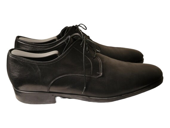 Johnston and Murphy Handcrafted Italian Made Oxford Shoes  display picture 3