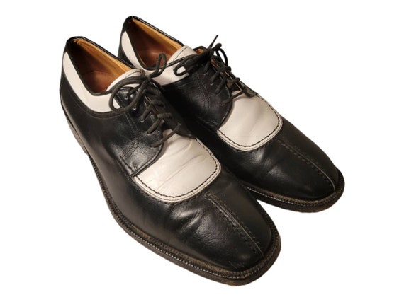 Vintage Two Tone Black White Lace Up Oxford Shoes… - image 1