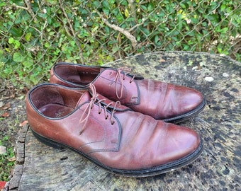 Zapatos Oxford vintage ET Wright: Zapatos de hombre de cuero marrón con cordones, talla 9B