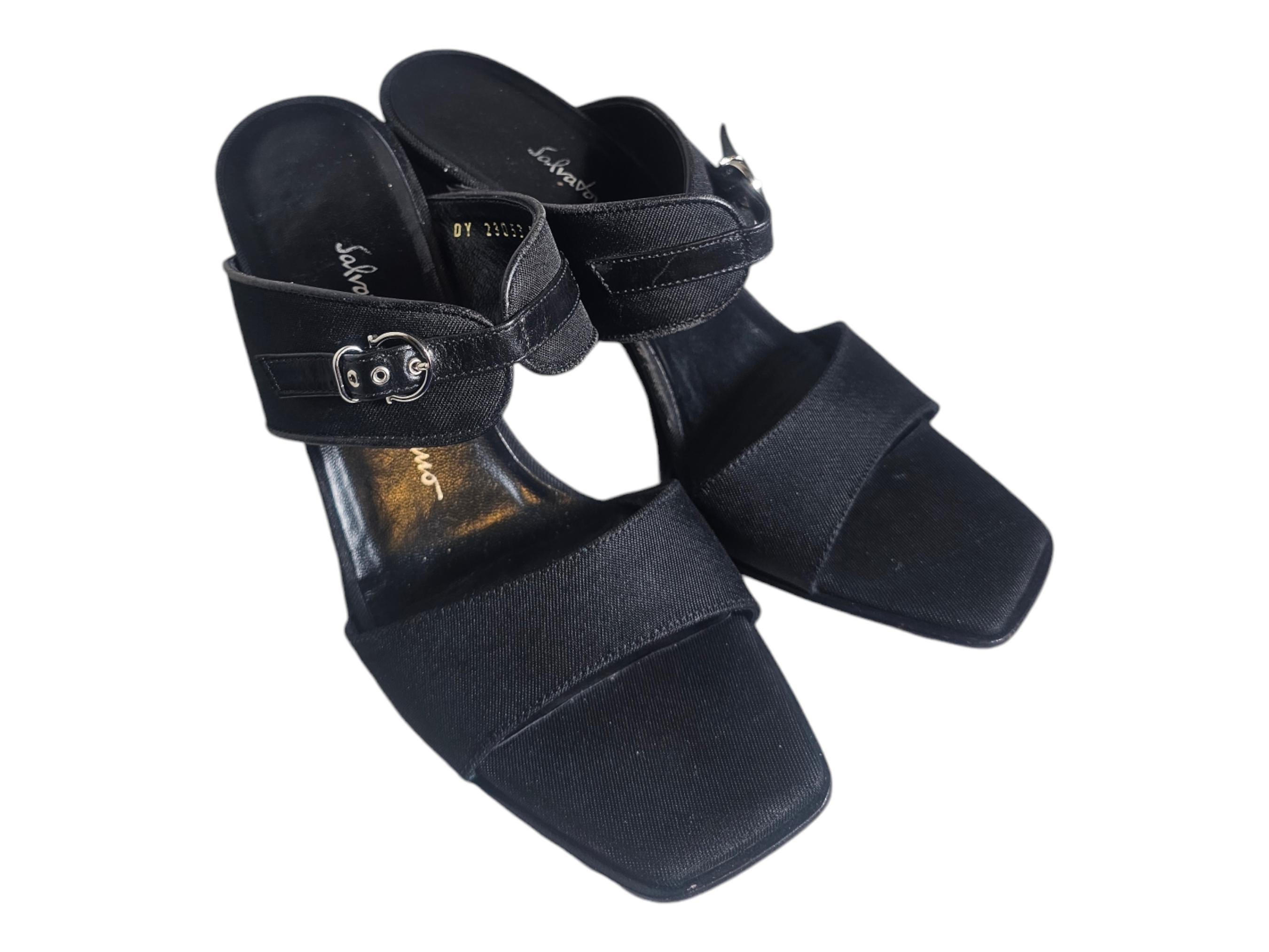 【関税&送料込】Salvatore Ferragamo Black Satin Sandals Salvatore Ferragamo Black Satin Embellished Heel Ankle Strap