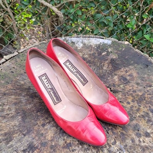 Bally Of Switzerland VICKY Red Leather Pumps Size 7.5/Vintage Designer Shoes From The 80s