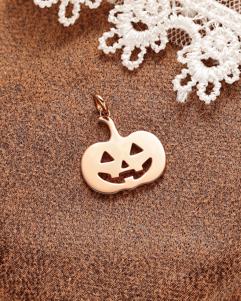 Collar de calabaza de Halloween de BlessGem • Oro rosa • Joyería navideña • Regalo para ella imagen 1