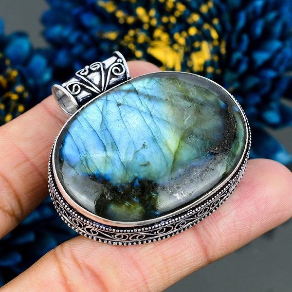 100% Genuine Labradorite Vintage Pendant, Gemstone Pendant, Blue Pendant, 925 Sterling Silver Jewelry, Engagement Gift, Pendant For Her