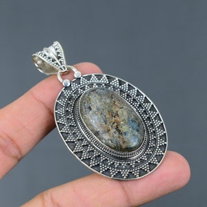 Ciondolo in argento sterling 925 con cianite fatto a mano - Stile etnico vintage