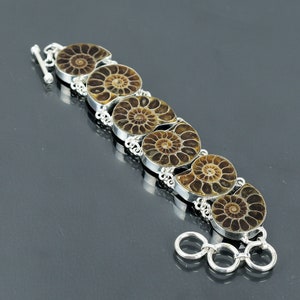 Bracciale fossile di ammonite Bracciale in argento sterling 925 Designer di gioielli con pietre preziose Bracciale a catena regolabile Gioielli Boho fatti a mano Regalo per la mamma