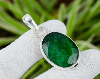 Faceted Zambian Emerald Pendant 925 Sterling Silver Pendant Real Gemstone Pendant Handmade Pendant Gift For Bridal Beautiful Emerald Jewelry