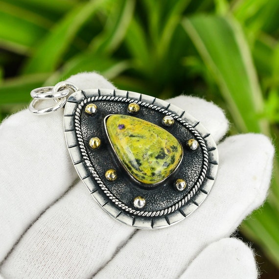Sterling Silver Stichtite Teardrop Pendants Sterling Silver Stichtite Teardrop Pendants