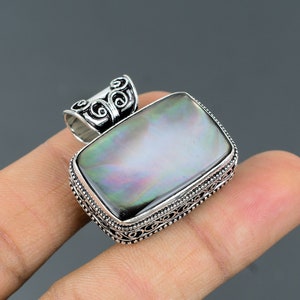 Handmade Black Mother of Pearl Pendant: 925 Sterling Silver Vintage Jewelry