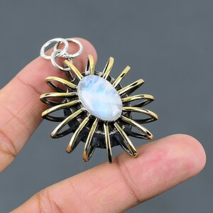 Rainbow Moonstone Pendant 925 Sterling Silver Pendant 18K Gold Plated Jewelry Handmade Cage Pendant Gift For Girl Beautiful Gemstone Jewelry