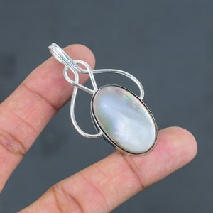 Colgante de nácar, colgante de plata de ley 925, colgante de piedras preciosas naturales, joyería decente, colgante hecho a mano, regalos para joyería de plata madre