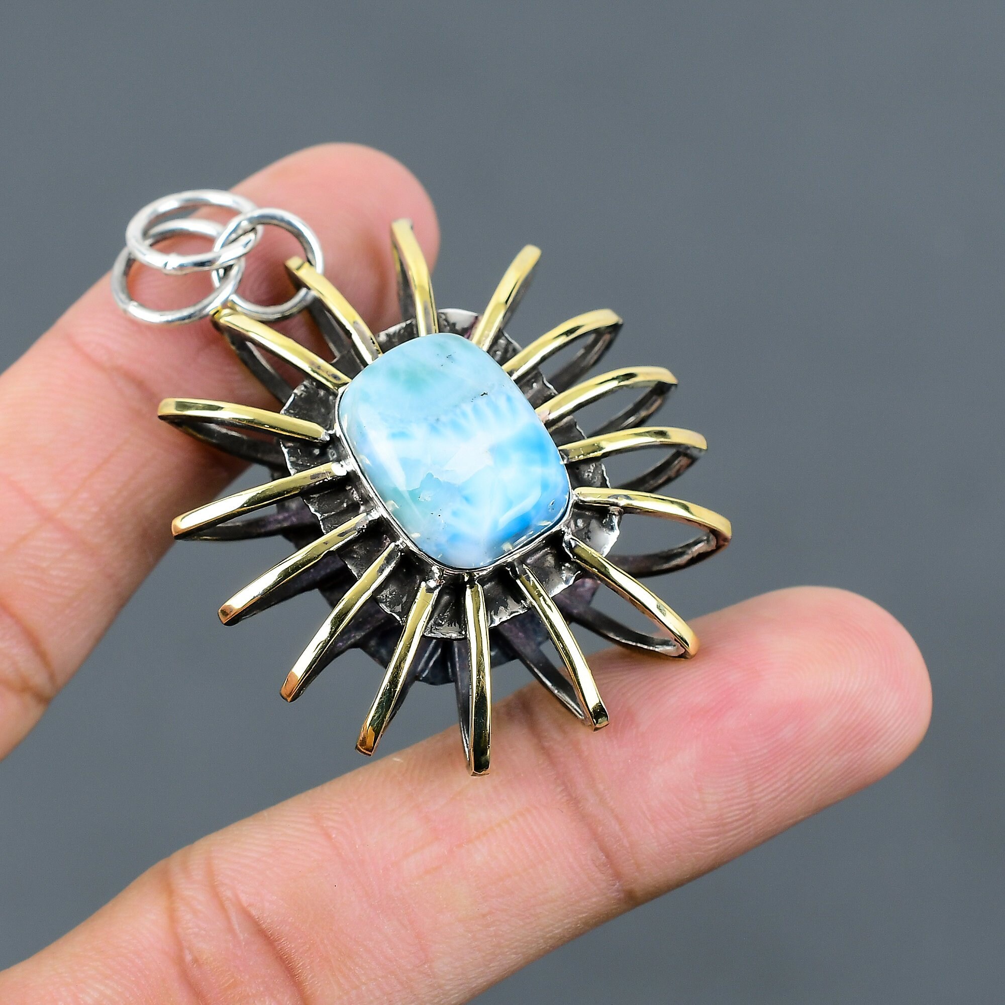 ハンドメイドのラリマーペンダント：925スターリングシルバー、18K