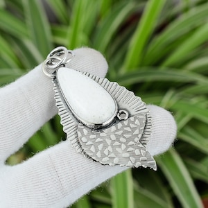 Scolecite Pendant 925 Sterling Silver Pendant Top Quality Gemstone Pendant Handmade Silver Jewelry Perfect Gift For Friend Stylish Pendant