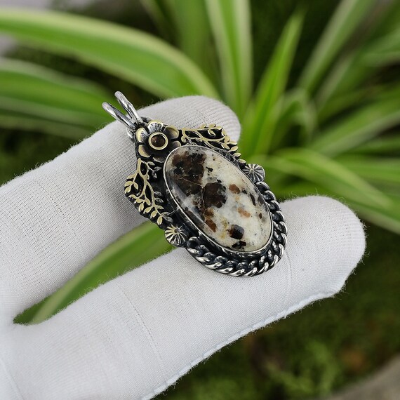 Astrophyllite jewelry shop